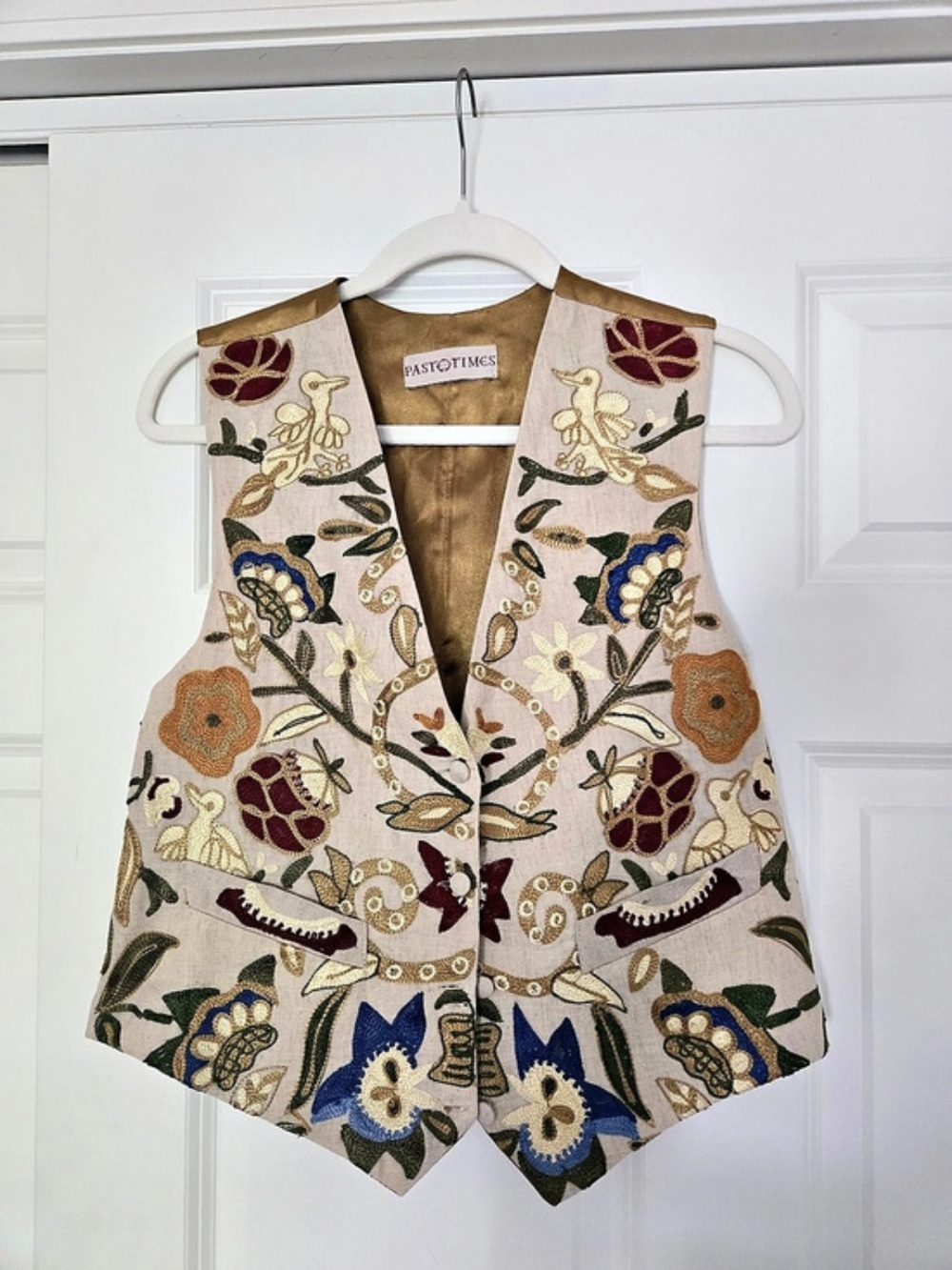 Past Times Embroidered Floral Vest in Gold & Multicolor Like New
